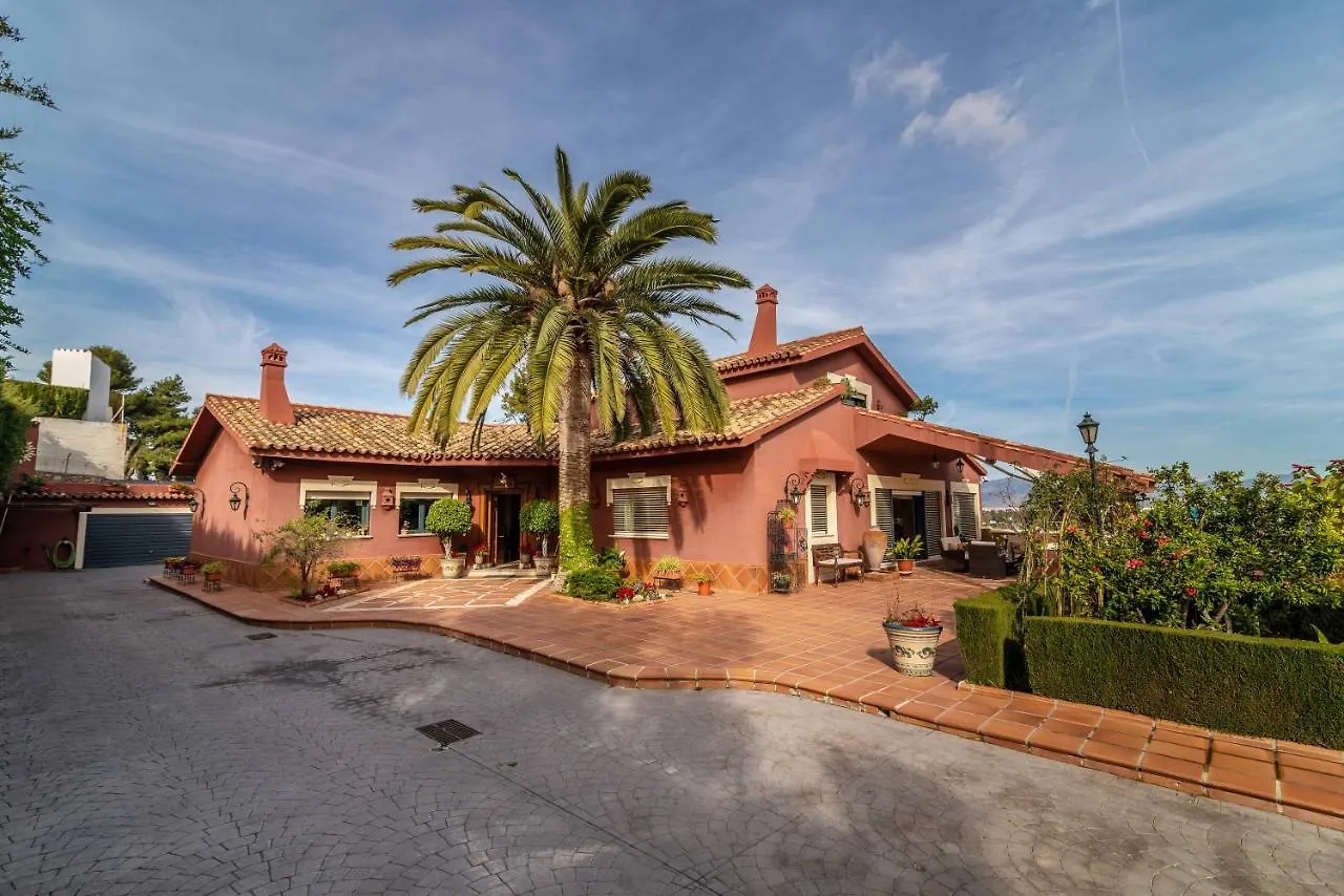 Villa Olivar - 5 Bdr Dream Pool/Jacuzzi/Golf/Bbq Torremolinos Spain