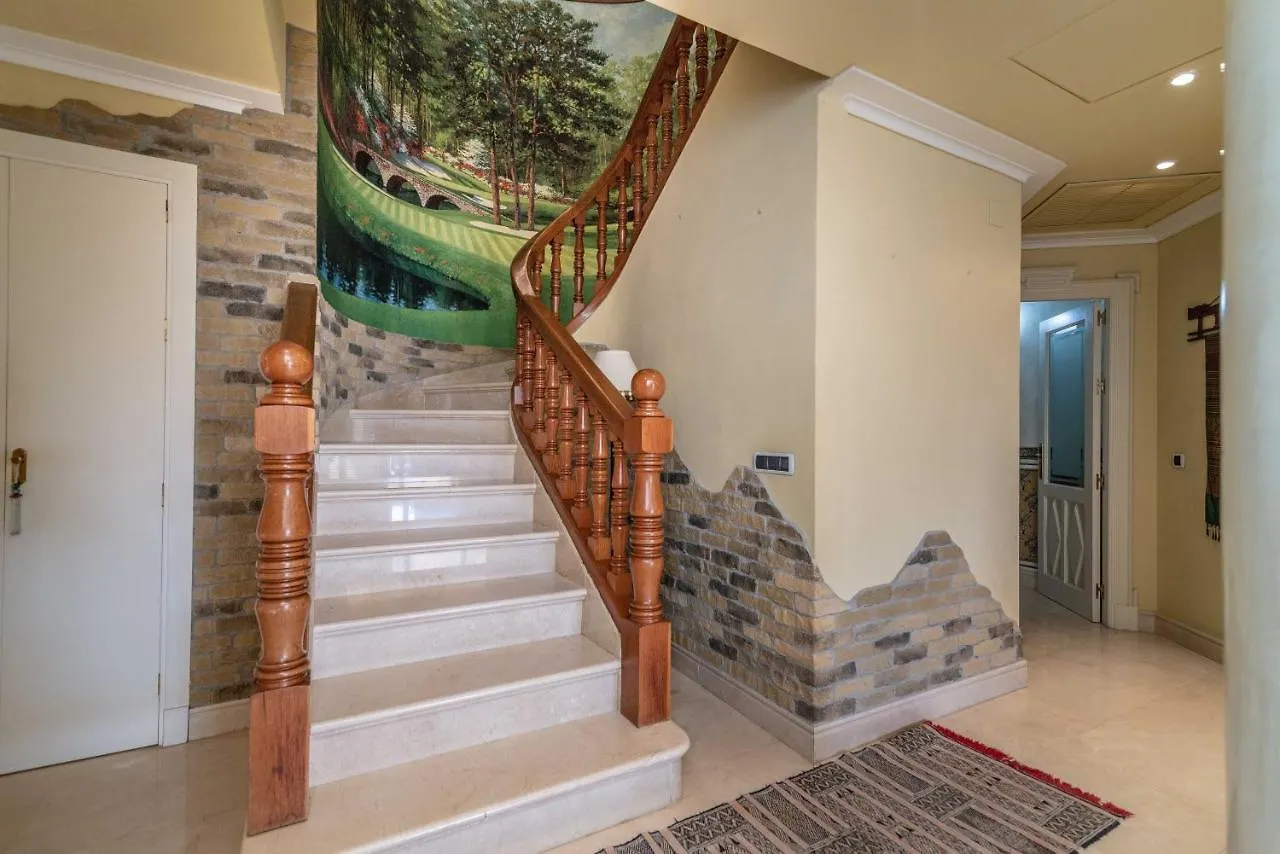 Villa Olivar - 5 Bdr Dream Pool/Jacuzzi/Golf/Bbq Torremolinos 0*,