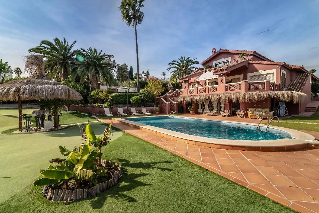 Villa Olivar - 5 Bdr Dream Pool/Jacuzzi/Golf/Bbq Torremolinos