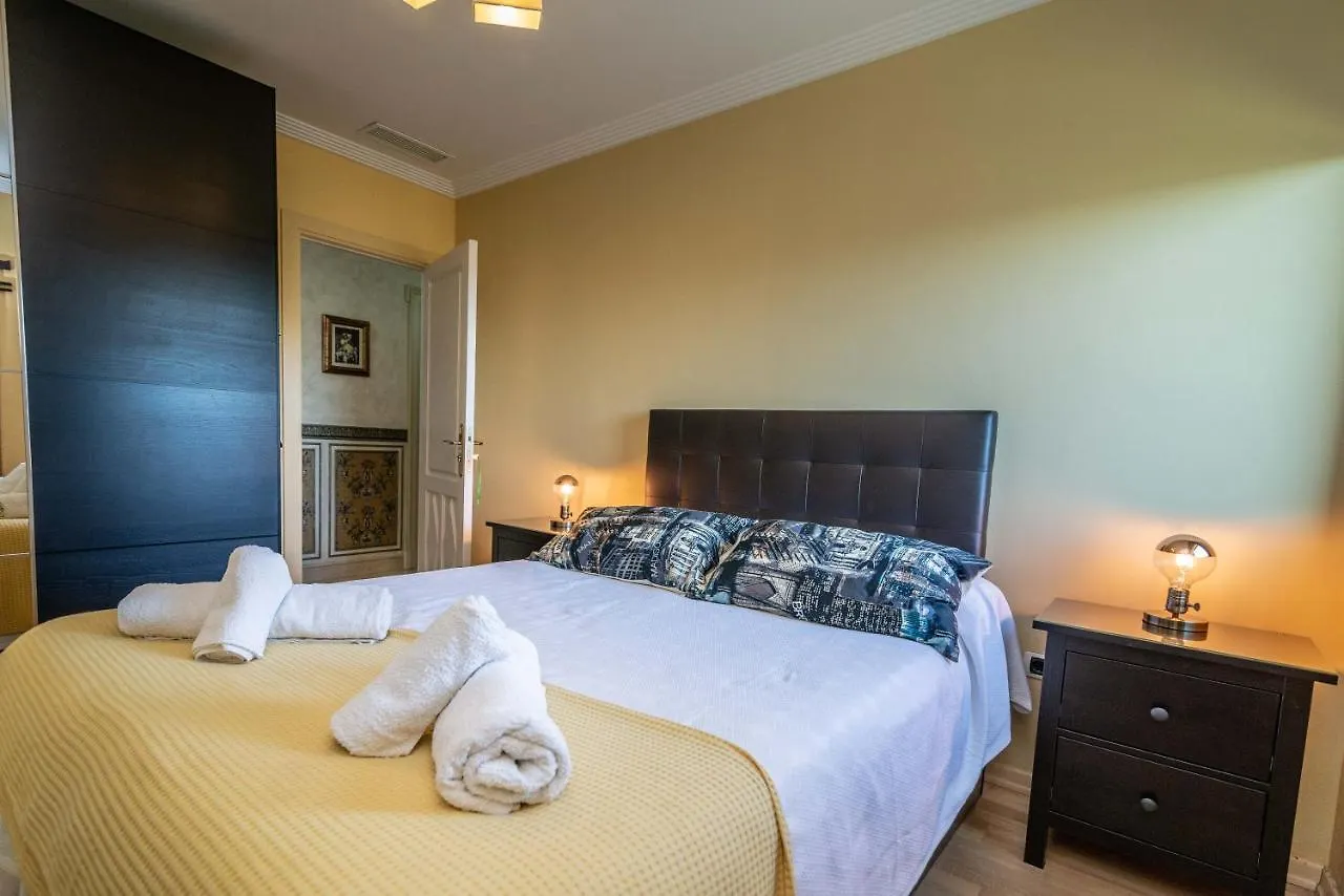 Villa Olivar - 5 Bdr Dream Pool/Jacuzzi/Golf/Bbq Torremolinos