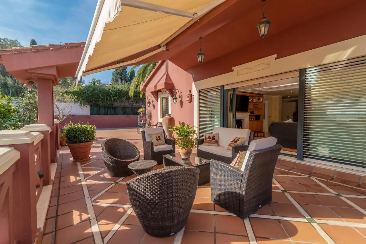 Villa Olivar - 5 Bdr Dream Pool/Jacuzzi/Golf/Bbq Torremolinos 0*,  Spain