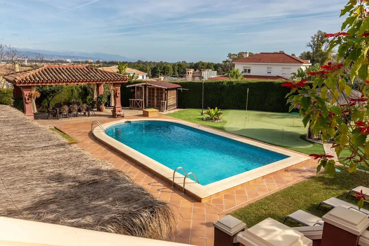 Villa Olivar - 5 Bdr Dream Pool/Jacuzzi/Golf/Bbq Torremolinos